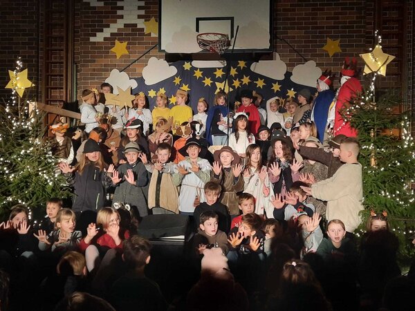 PHOTO-2025-12-17-22-12-31